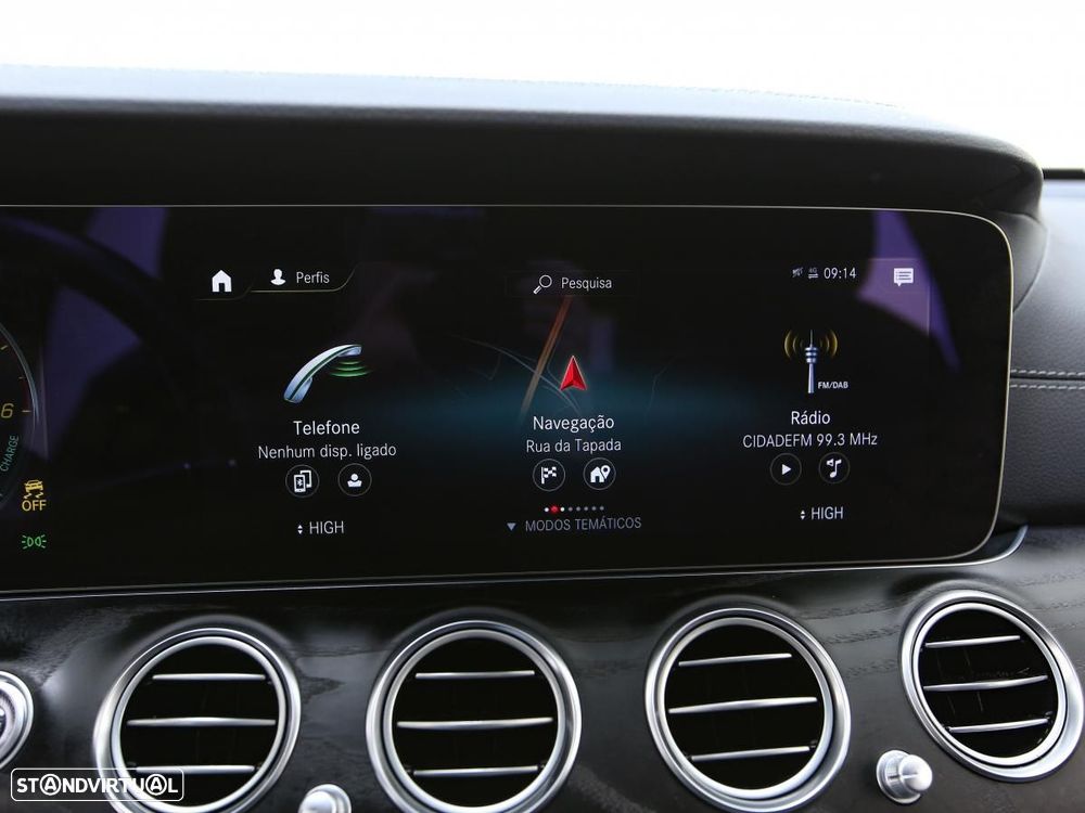 Mercedes-Benz E 300 de AMG Line - 22