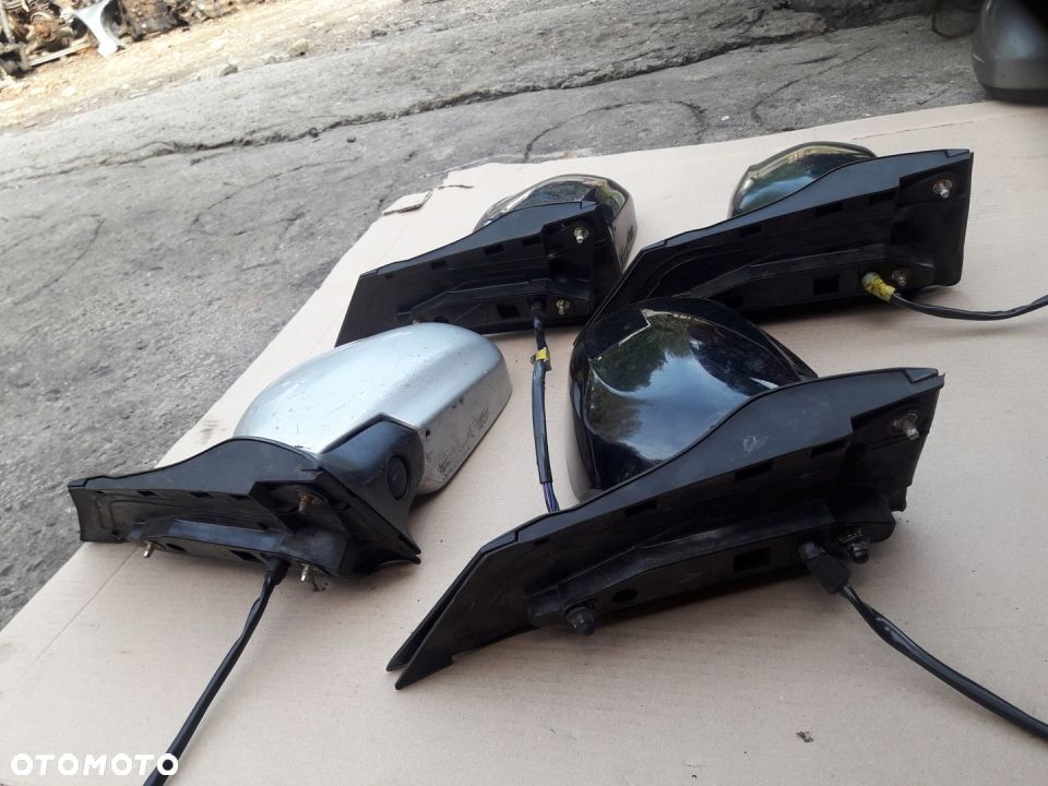 Mazda MPV 99 06 Lusterko Lewe elektryczne - 2