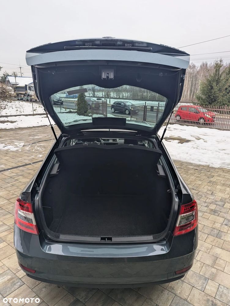 Skoda Octavia 1.8 TSI Drive DSG - 28