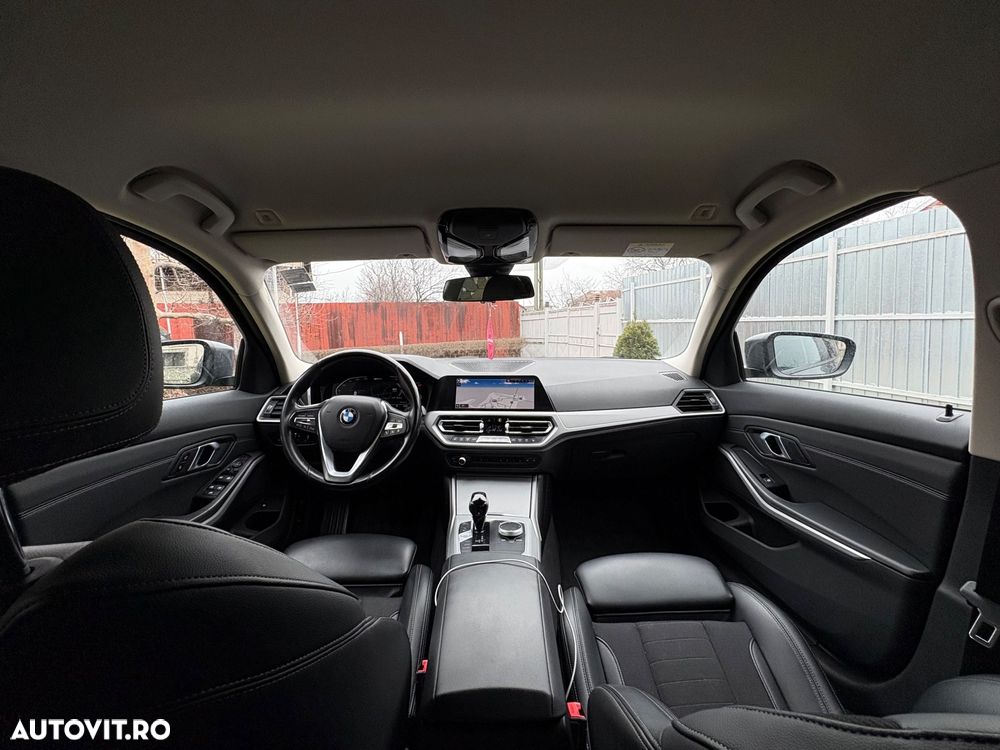 BMW Seria 3 330e Aut. Luxury Line - 11