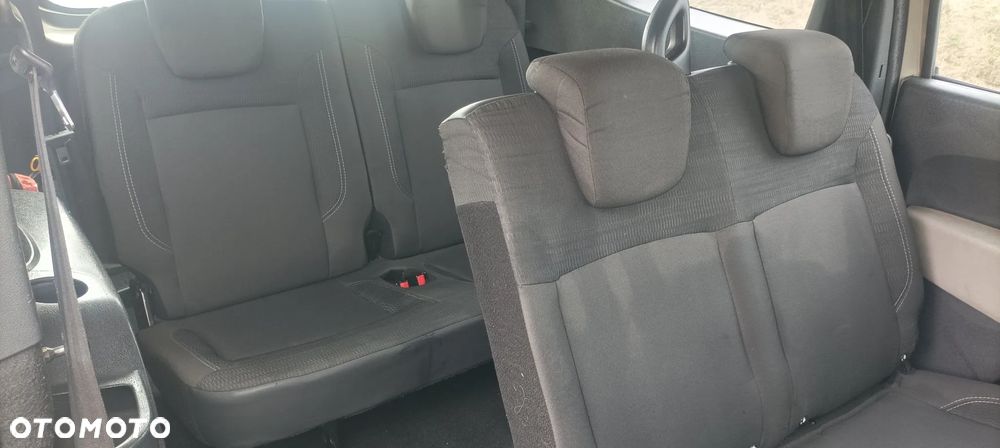 Dacia Lodgy ver-1-6-laureate - 13