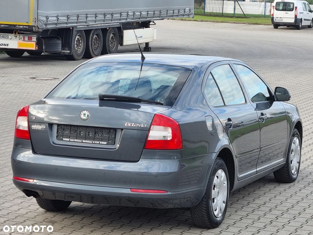 Skoda Octavia 1.8 TSI Ambition - 11