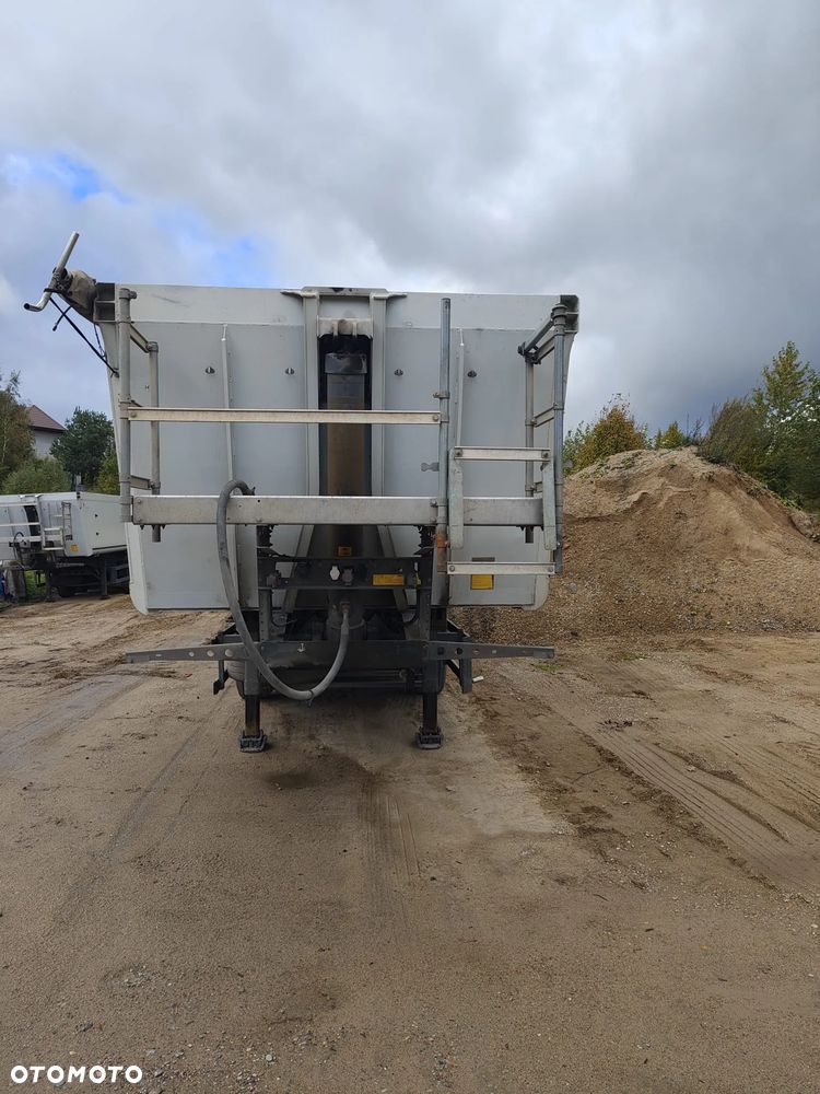 Schmitz Cargobull SGF S3 - 3