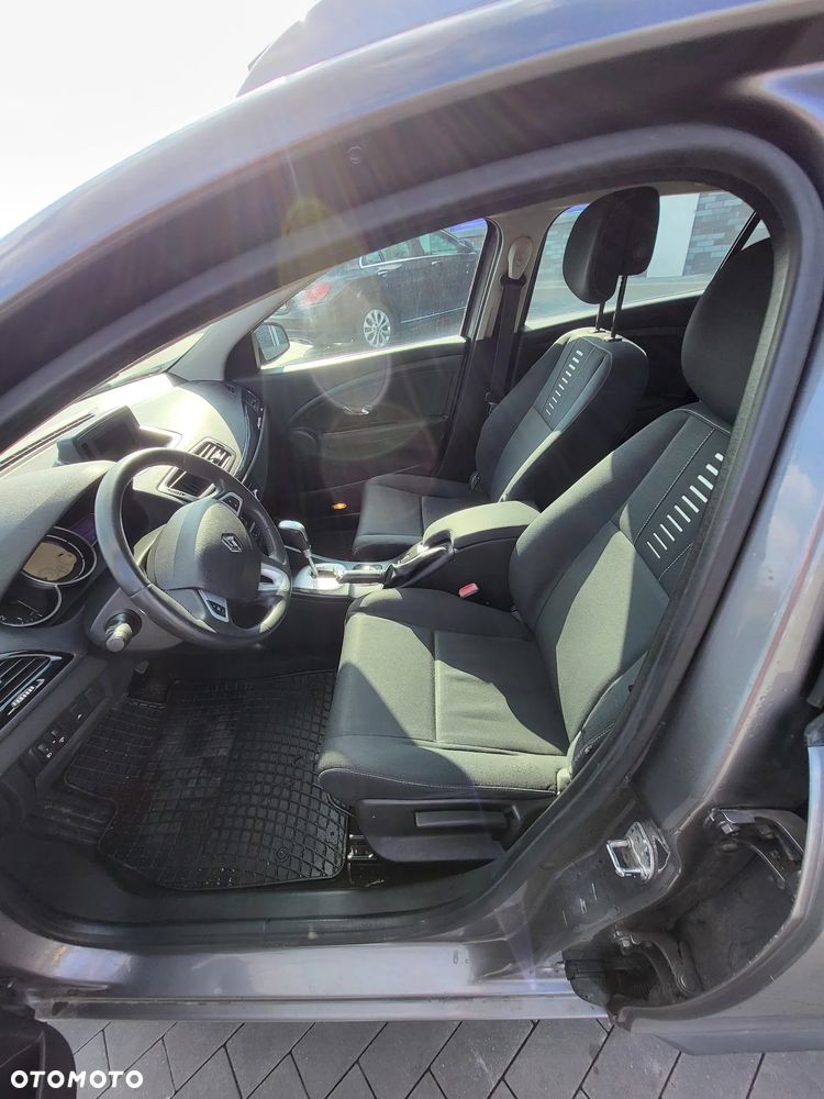 Renault Megane dCi 110 FAP EDC Dynamique - 7