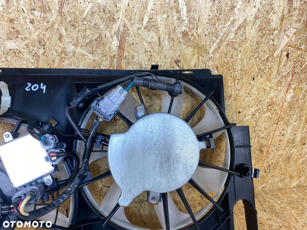 WENTYLATOR CHŁODNIC OBUDOWA LEXUS NX NX300H 26B000-7150 89257-30110 2014- - 3