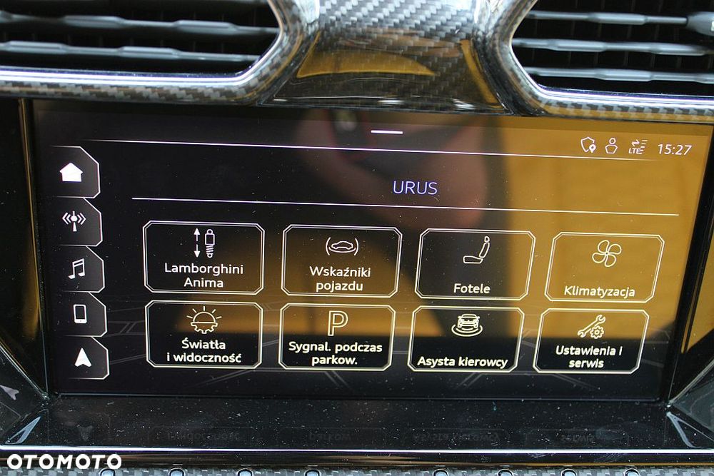 Lamborghini Urus Standard - 33