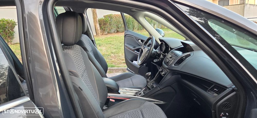 Opel Zafira 1.6 CDTi Cosmo - 11
