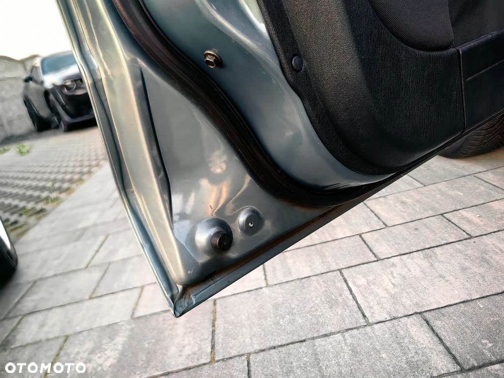 Mitsubishi Carisma 1.8 GDI Automatik Comfort Plus - 25