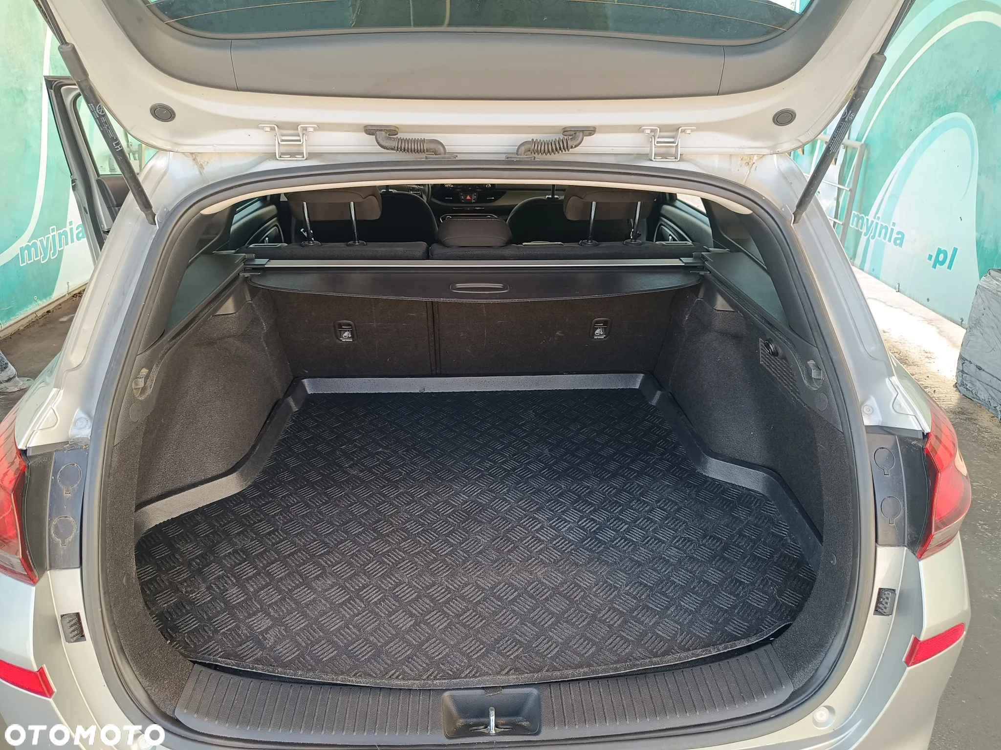 Hyundai i30 1.5 DPI Classic + - 12