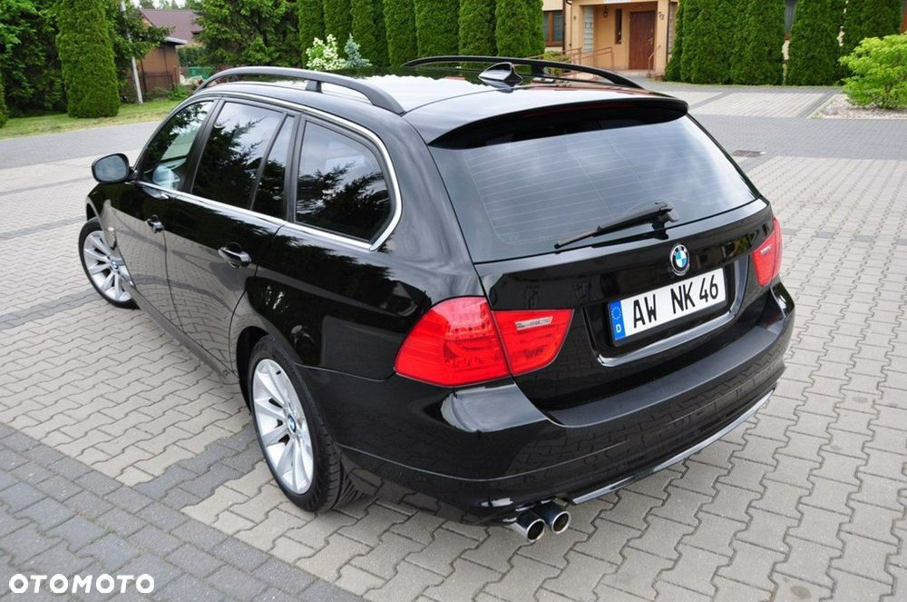 BMW Seria 3 325i Edition Exclusive - 16