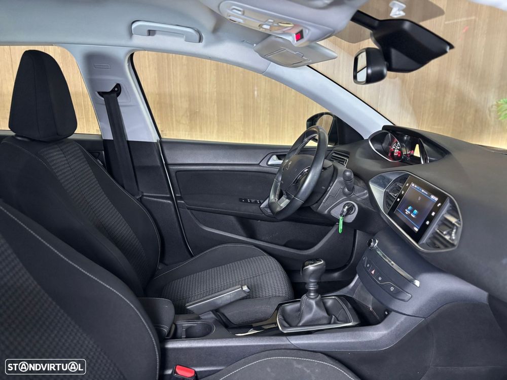 Peugeot 308 1.5 BlueHDi Style - 10