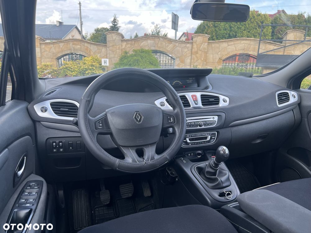 Renault Grand Scenic - 5