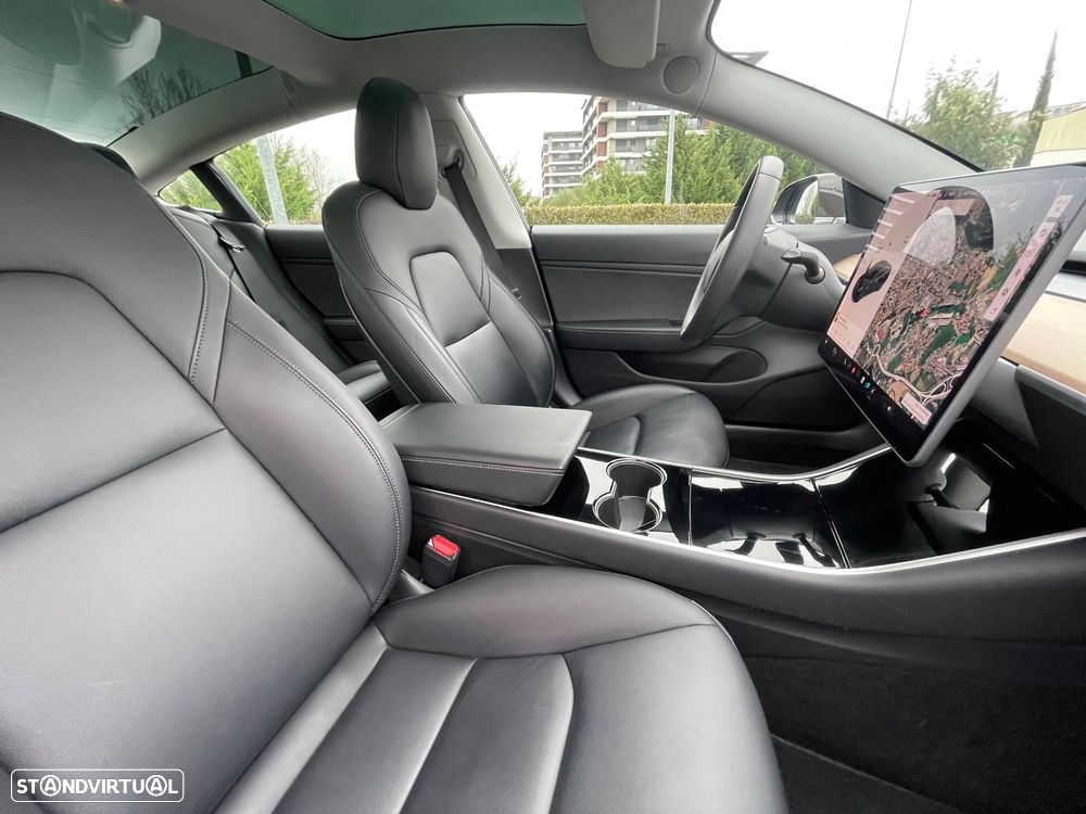 Tesla Model 3 Long Range AWD Dual Motor Performance - 7