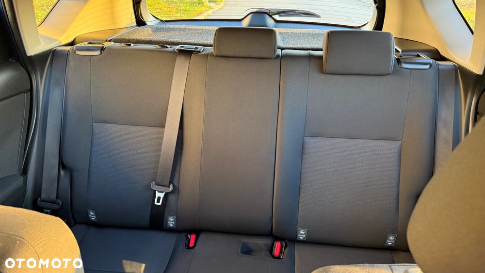 Toyota Auris 1.33 VVT-i Active - 16