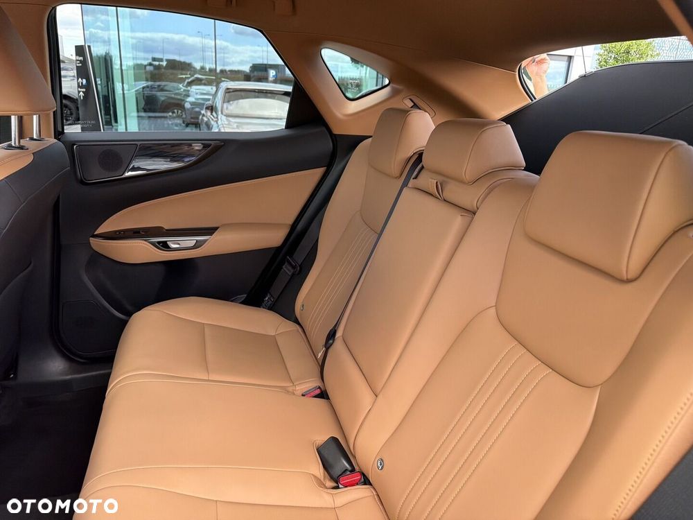 Lexus NX 350h Prestige AWD - 14