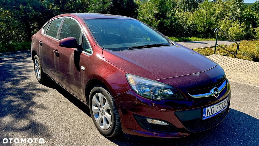 Opel Astra - 1