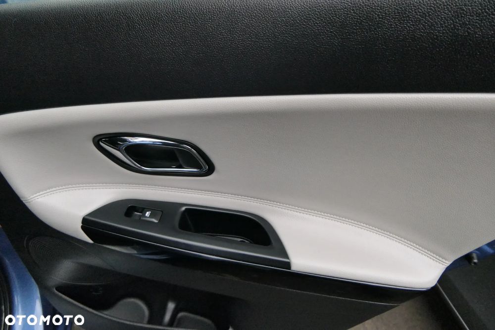 Kia Ceed 1.6 GDI Dream-Team Edition - 27