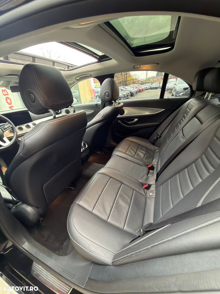 Mercedes-Benz E - 12