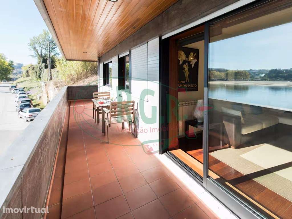 T3+1 Mobilado e Equipado | Condomínio 'Varandas Do Douro' | Vista R... - Grande imagem: 3/26
