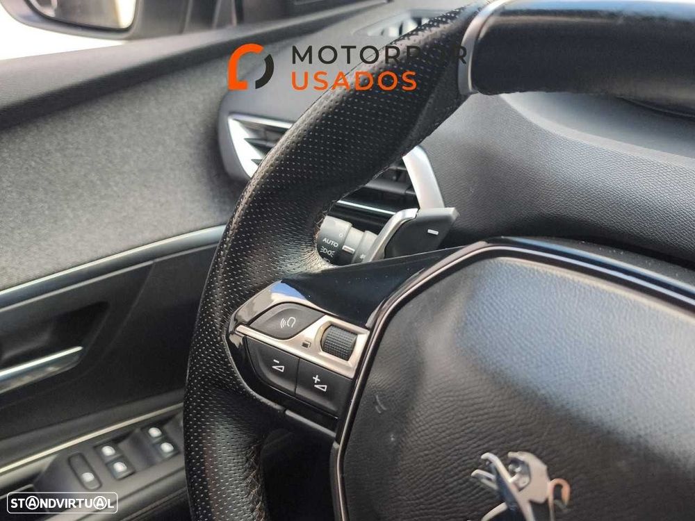 Peugeot 3008 1.5 BlueHDi GT Line EAT8 - 18