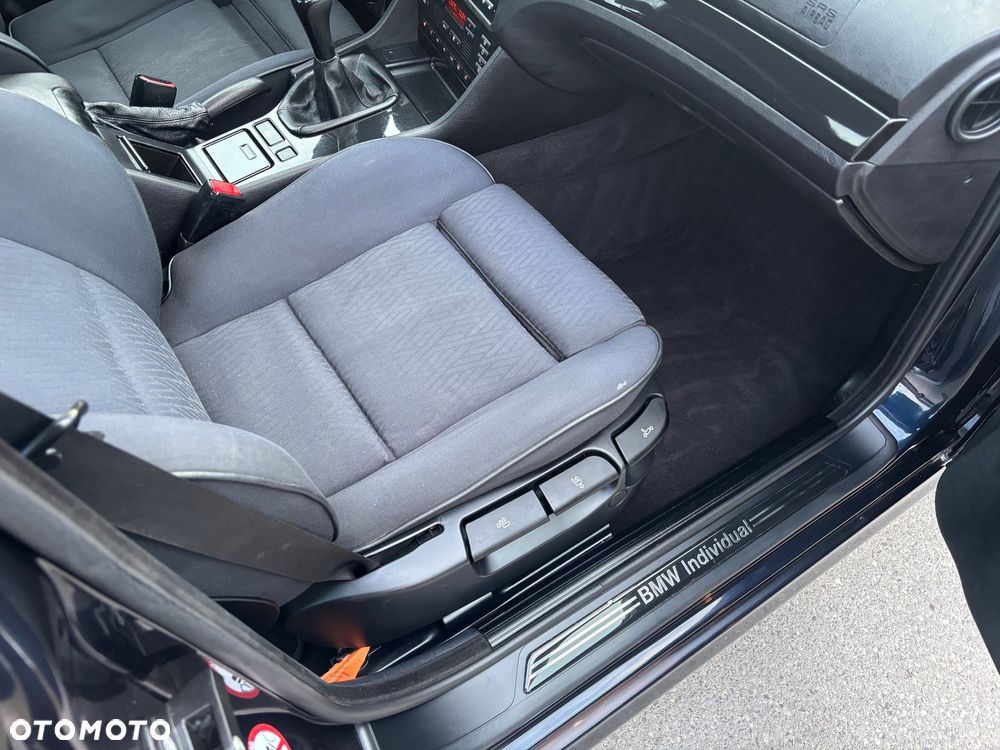 BMW Seria 5 523i - 9