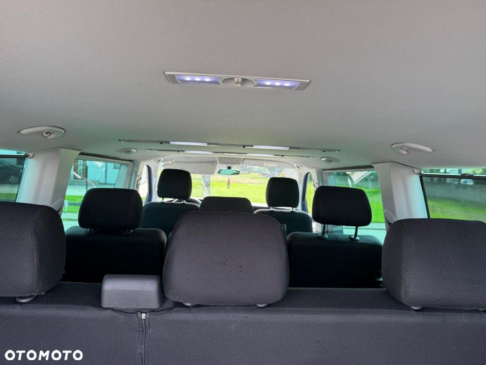 Volkswagen Caravelle 2.0 TDI L2 Comfortline DSG - 22
