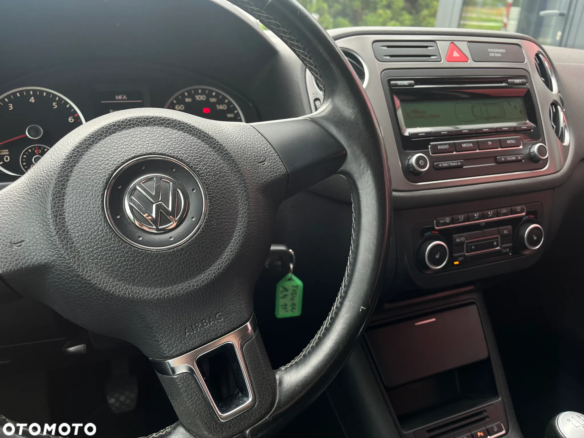 Volkswagen Tiguan 1.4 TSI BlueMotion Technology Exclusive - 16