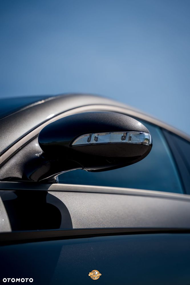 Mercedes-Benz CLS - 9
