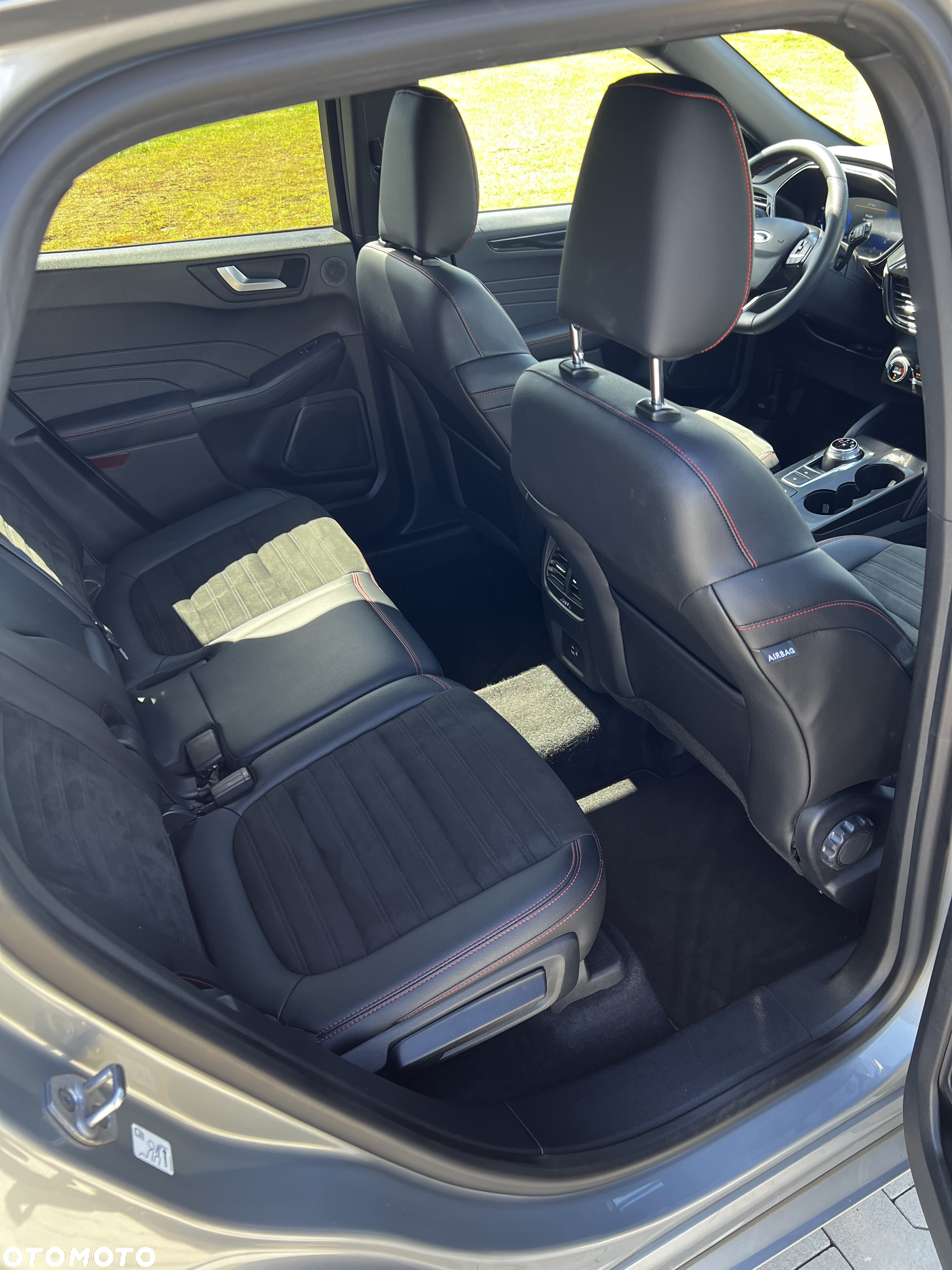Ford Kuga 1.5 EcoBlue FWD ST-Line - 19