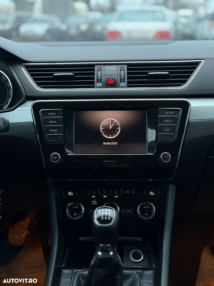 Skoda Superb 2.0 TDI Ambition - 8