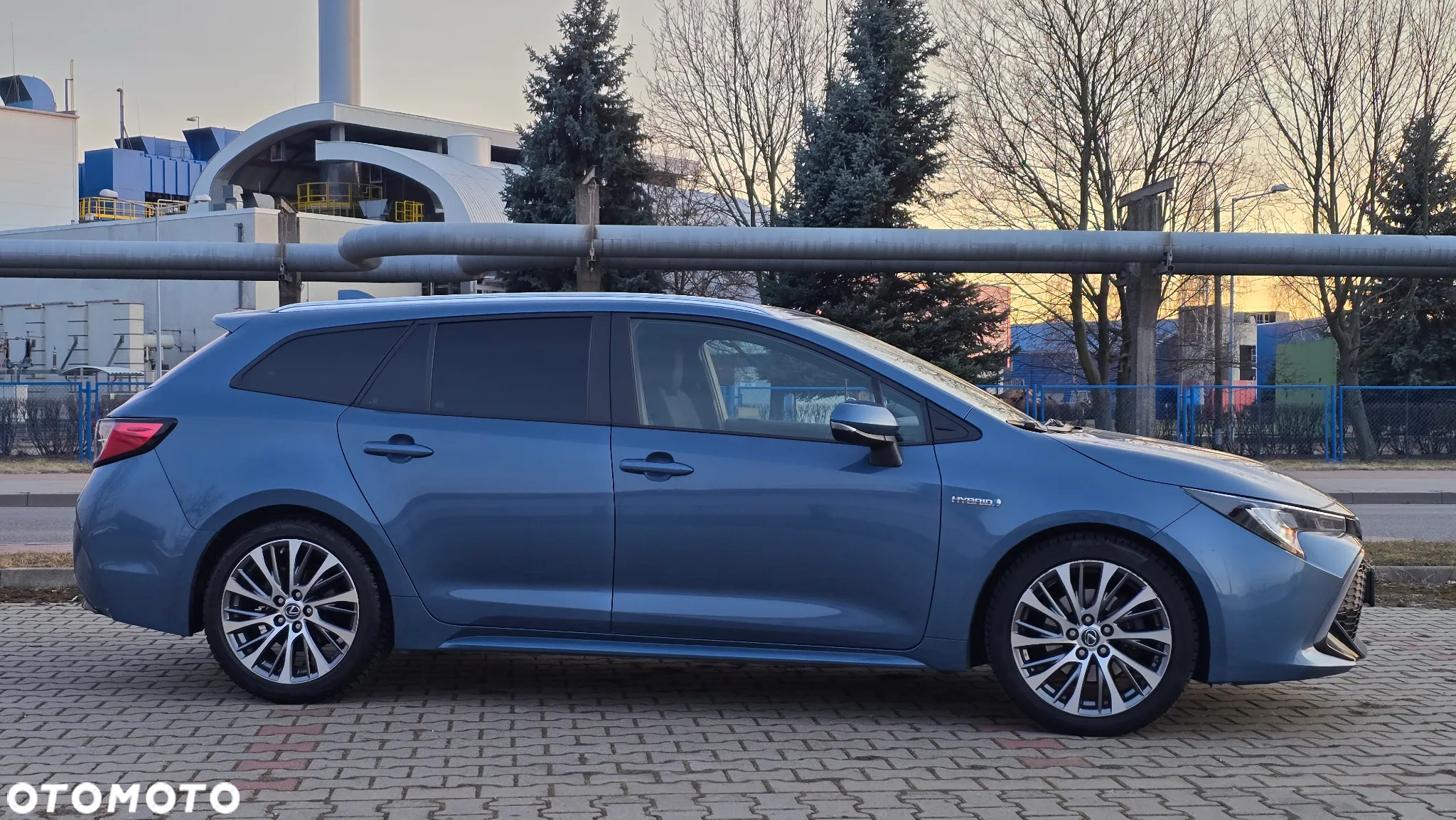 Toyota Corolla 2.0 Hybrid Comfort - 10