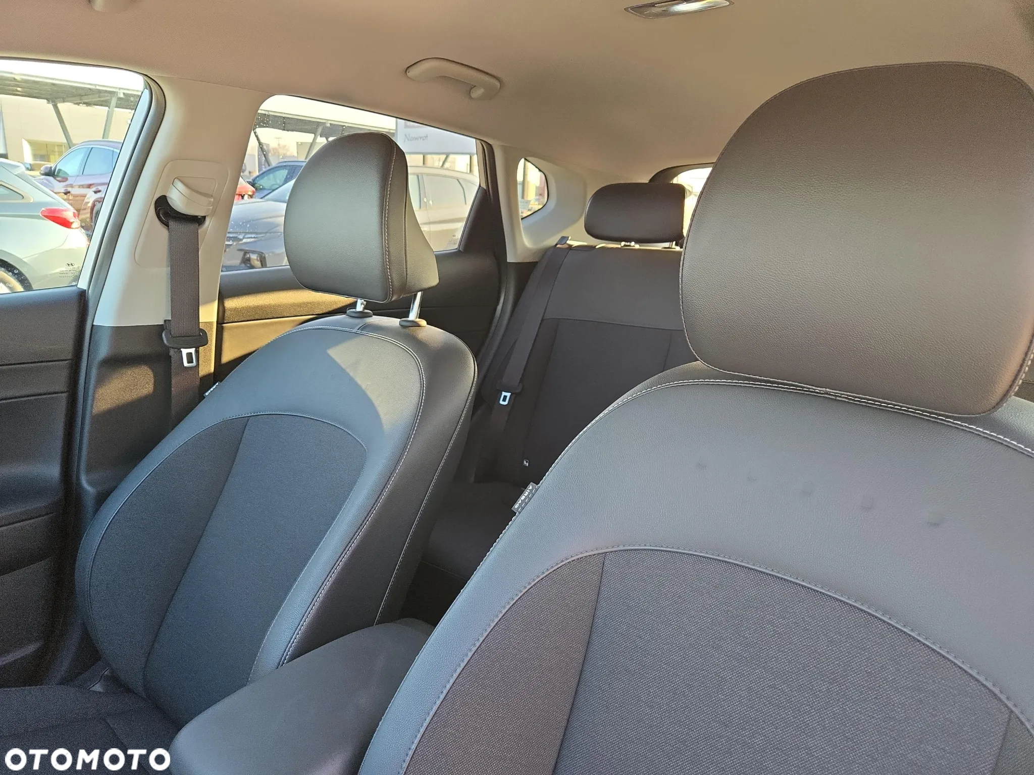 Hyundai Kona Electric 64kWh Executive - 11