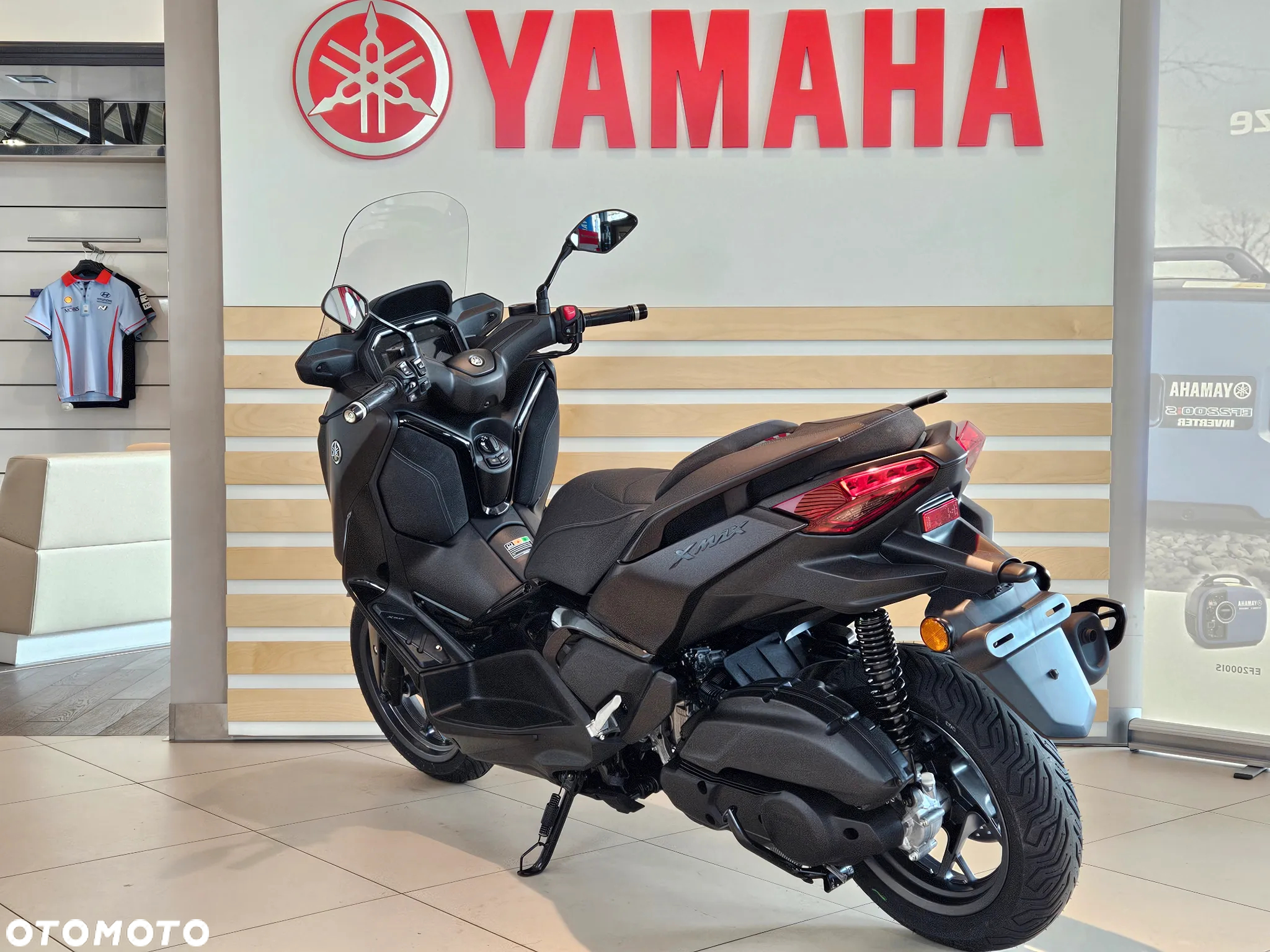 Yamaha X-max - 8