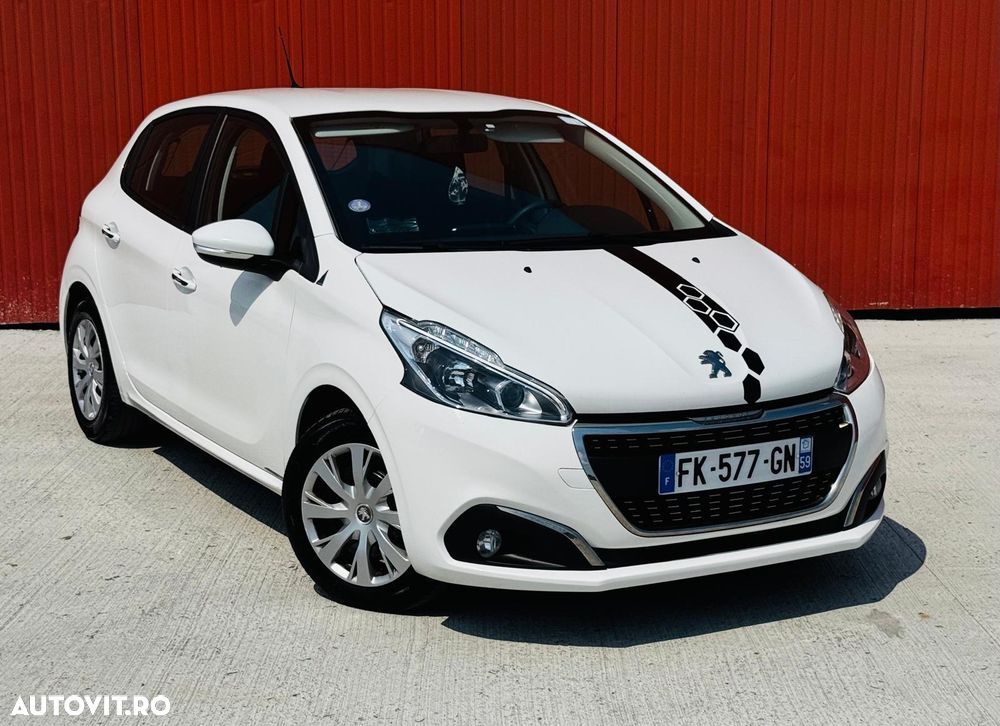 Peugeot 208 PureTech 82 Start & Stop Allure - 9