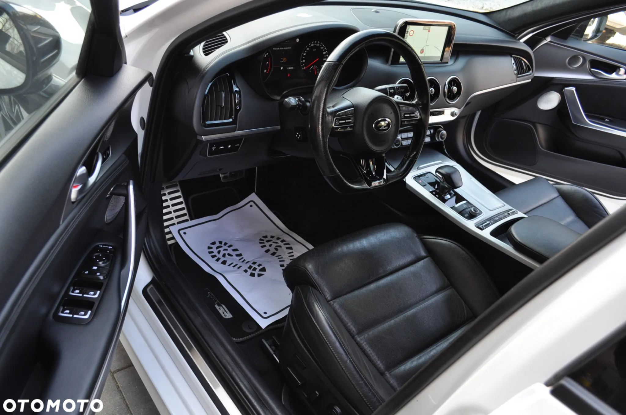Kia Stinger 2.0 T-GDI GT Line - 38