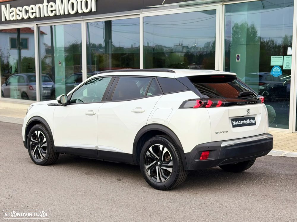 Peugeot e-2008 50 kWh Allure Pack - 15