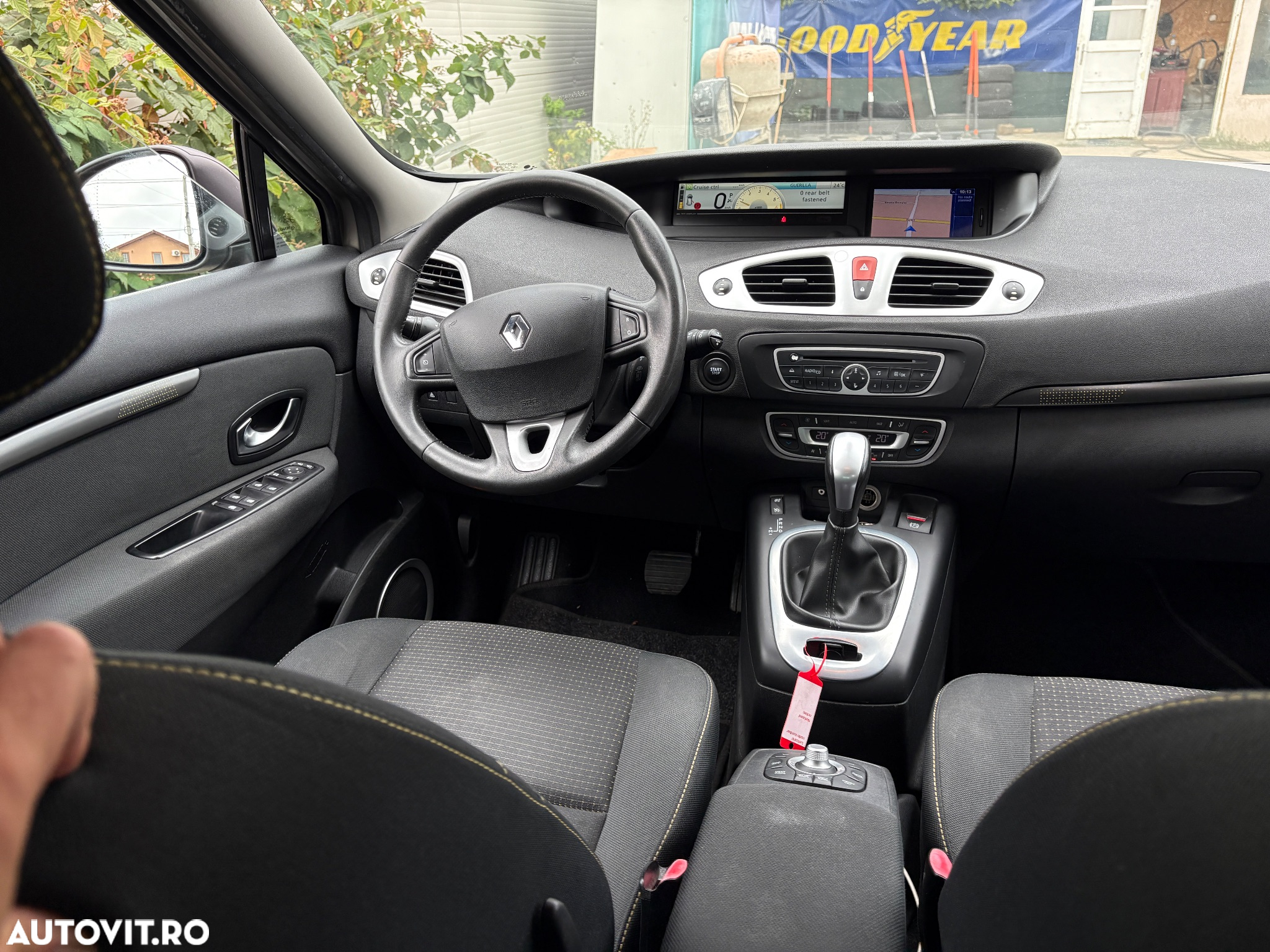 Renault Scenic dCi 150 Automatik Luxe - 9