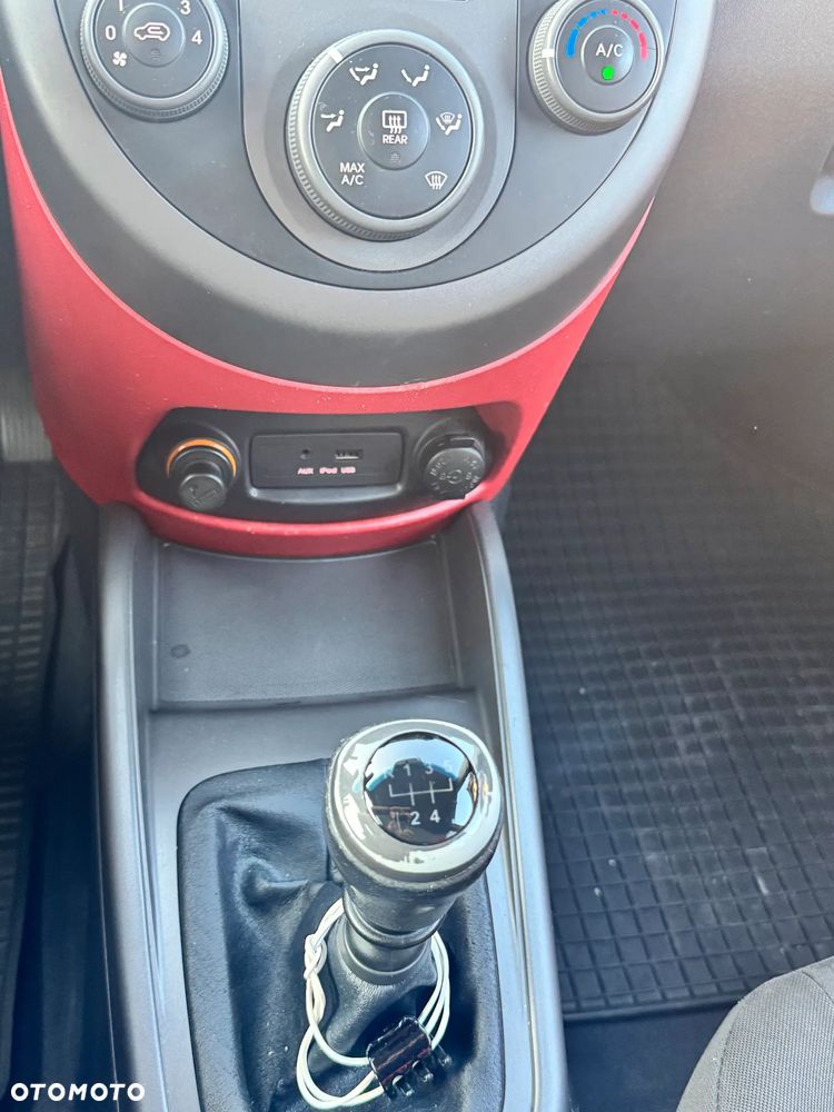 Kia Soul 1.6 CRDi M EU5 - 14