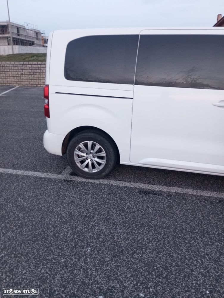 Peugeot Traveller 1.5 BlueHDi L2H1 Standard - 7
