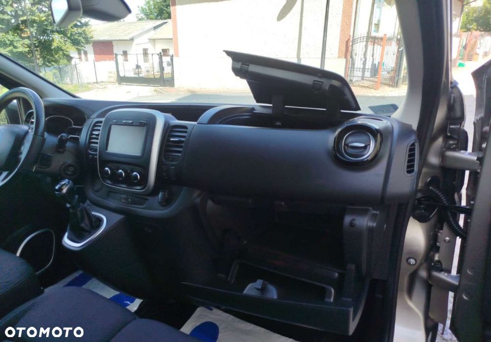 Renault Trafic - 24