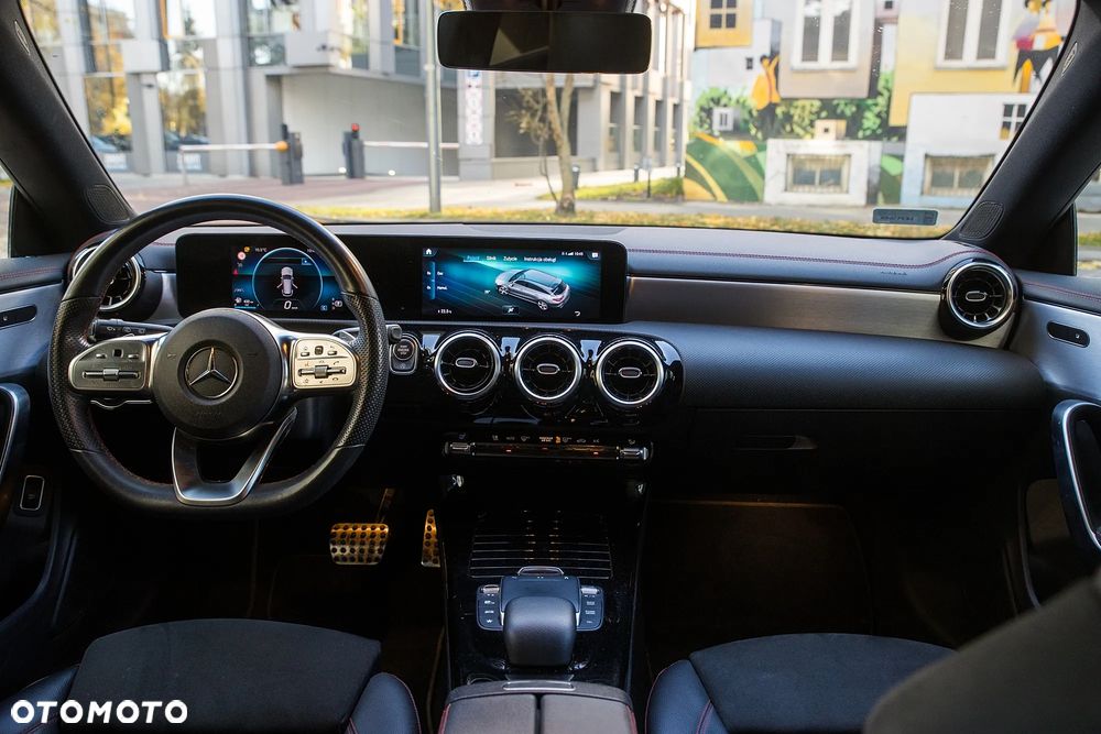 Mercedes-Benz CLA 200 AMG Line 7G-DCT - 10