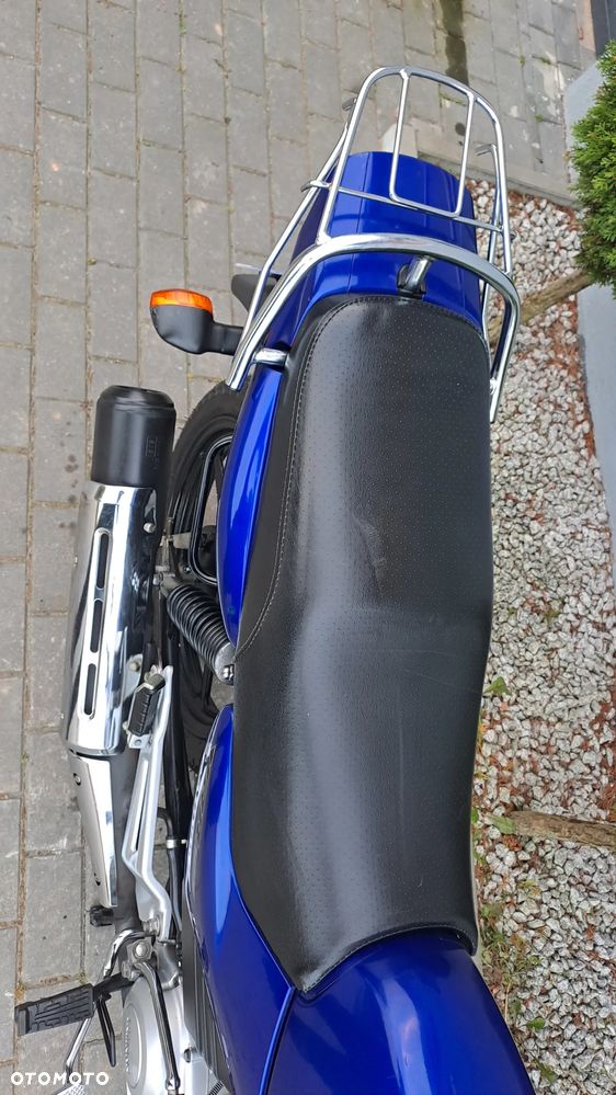 Yamaha YBR - 9