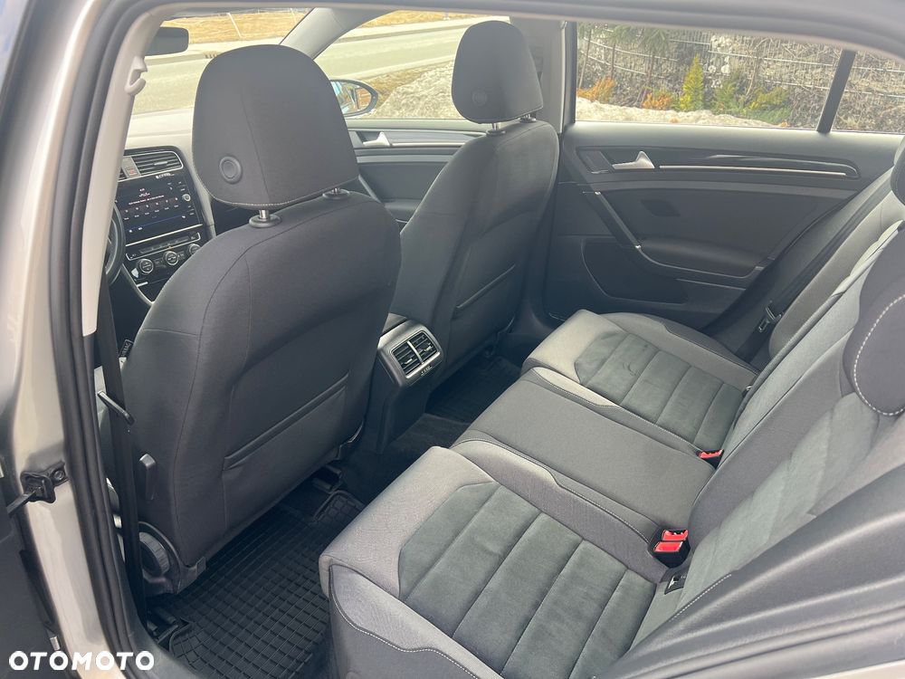 Volkswagen Golf 2.0 BlueTDI 4Motion Comfortline - 21