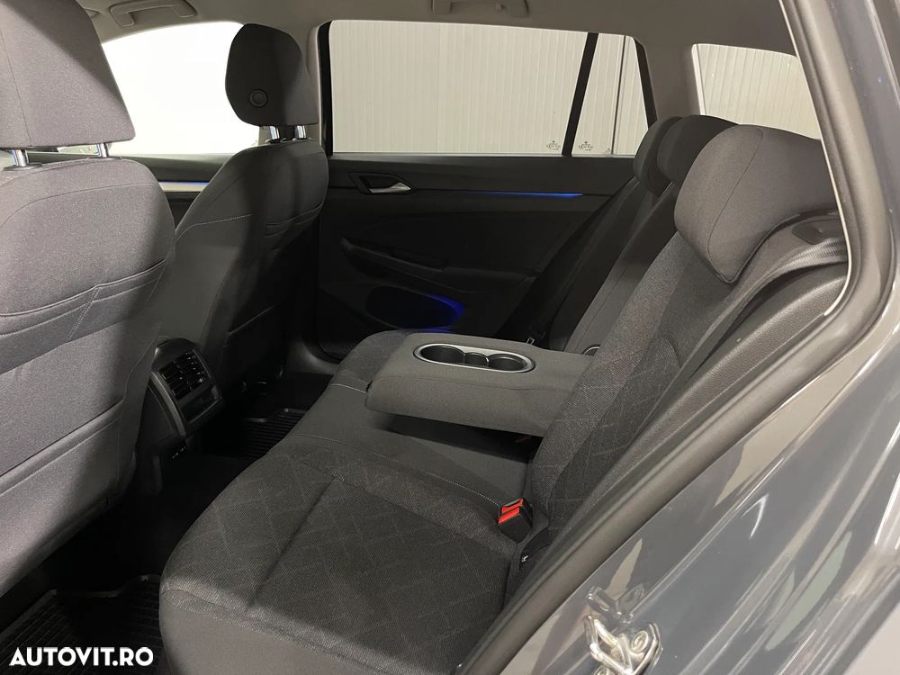 Volkswagen Golf 1.5 TSI ACT Life - 13