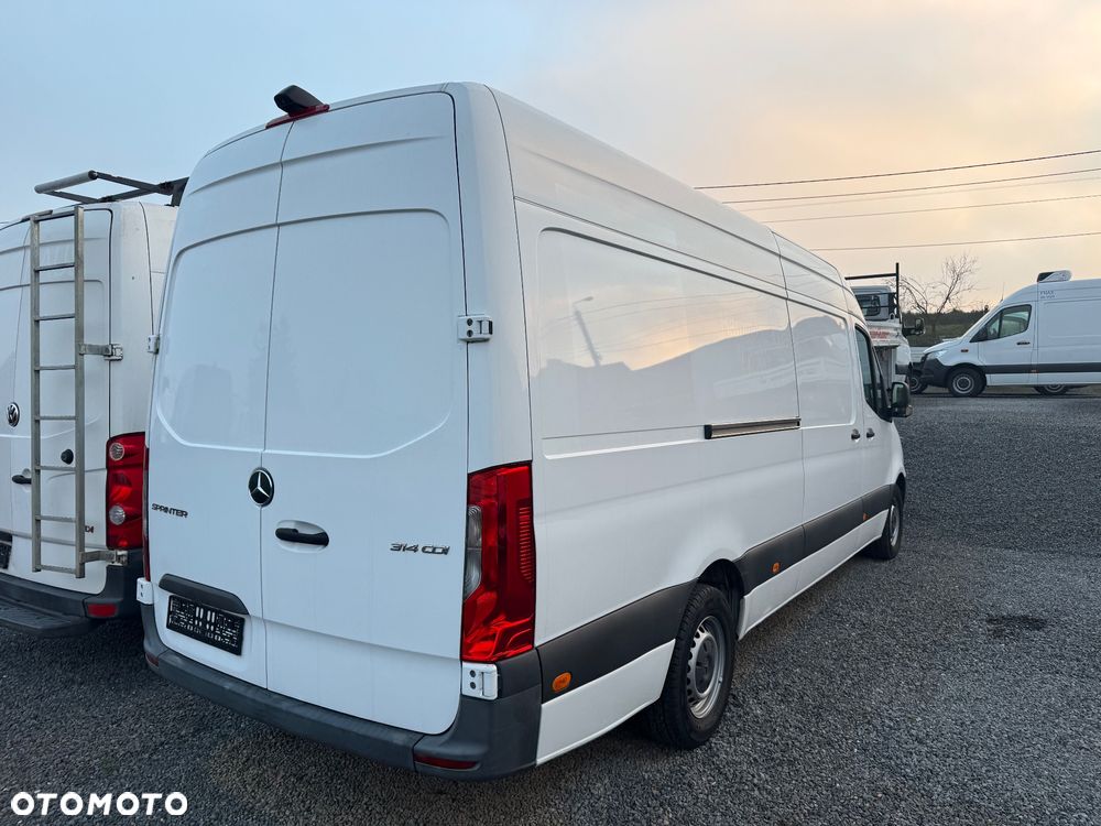 Mercedes-Benz Sprinter max - 2