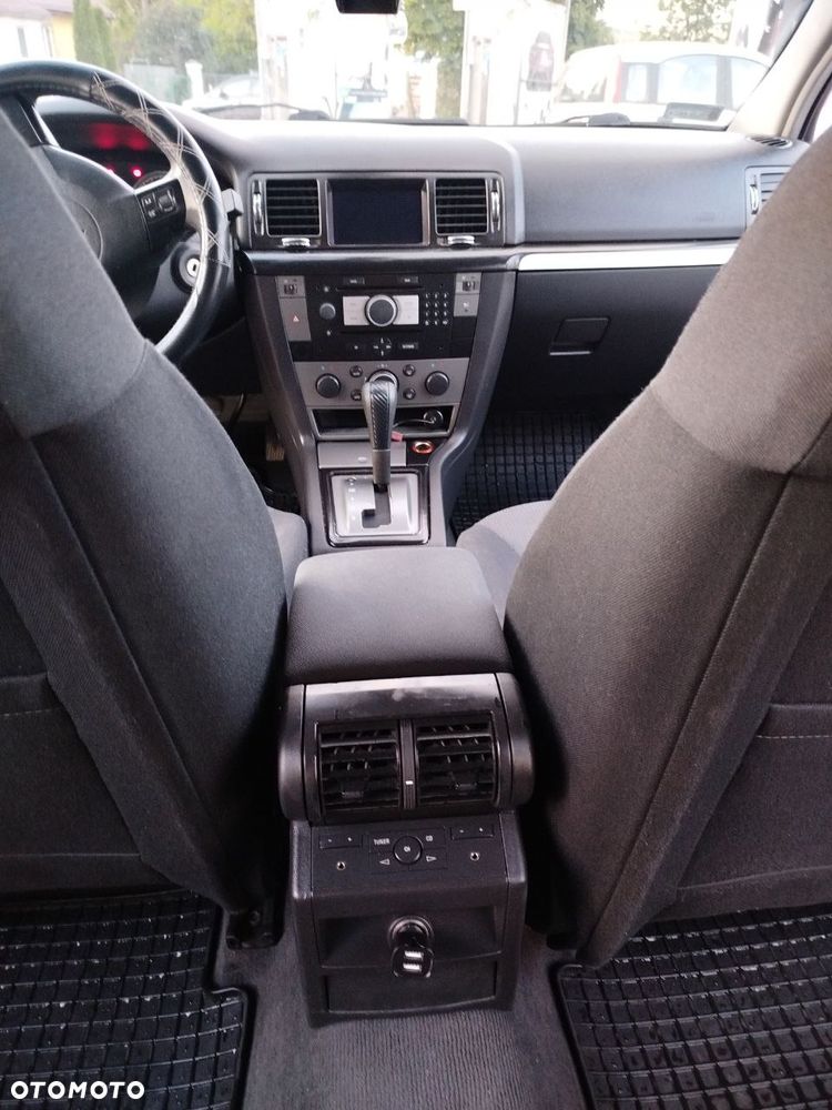 Opel Vectra 1.9 CDTI Cosmo ActiveSelect - 24