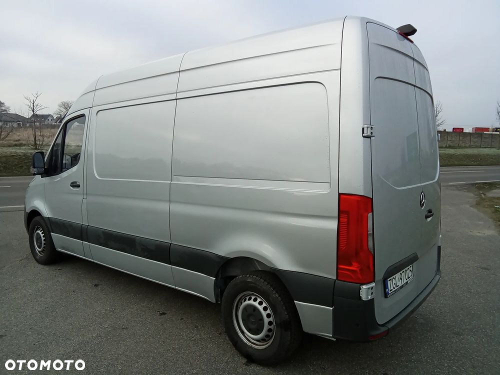 Mercedes-Benz SPRINTER - 6