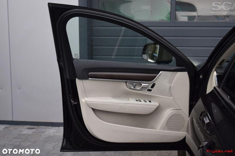 Volvo V90 Cross Country - 14