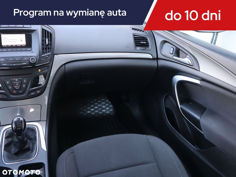 Opel Insignia - 10