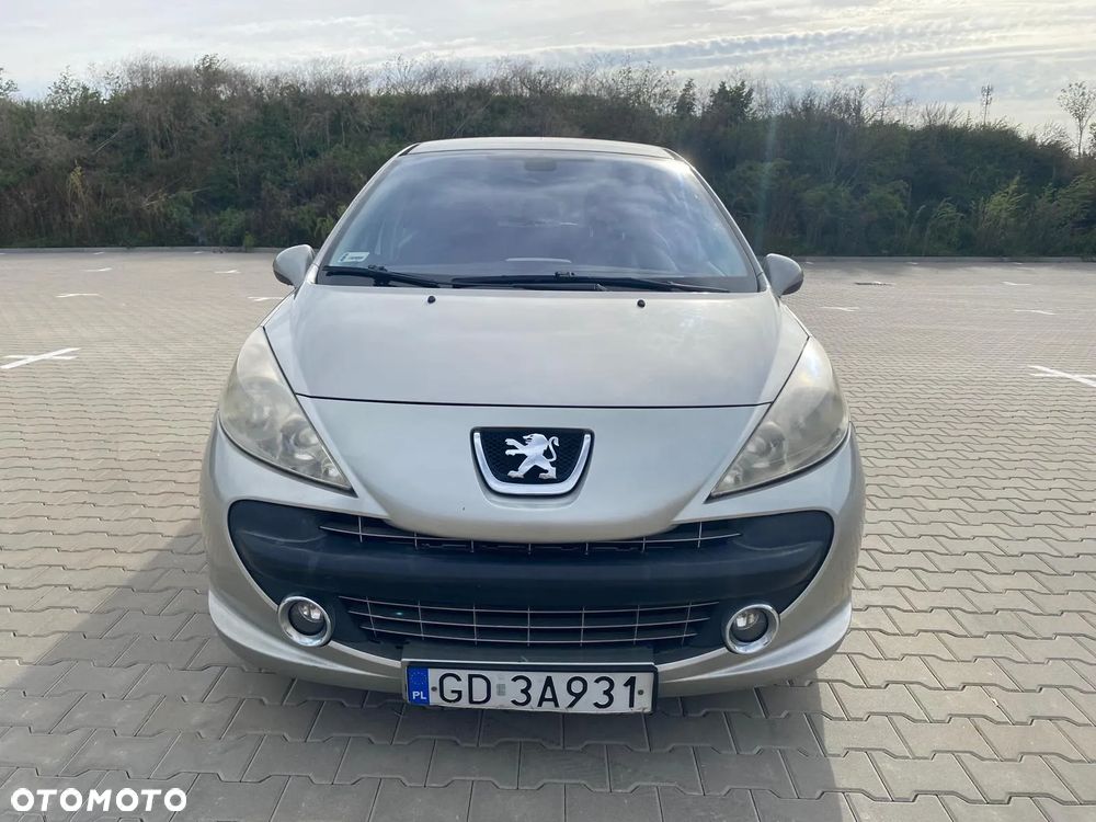Peugeot 207 1.6 HDi 16V Trendy - 9